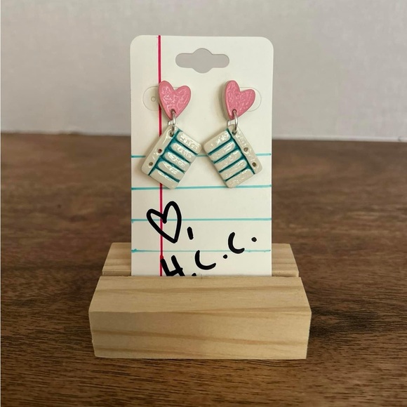 Back to School Earrings! - Picture 1 of 1